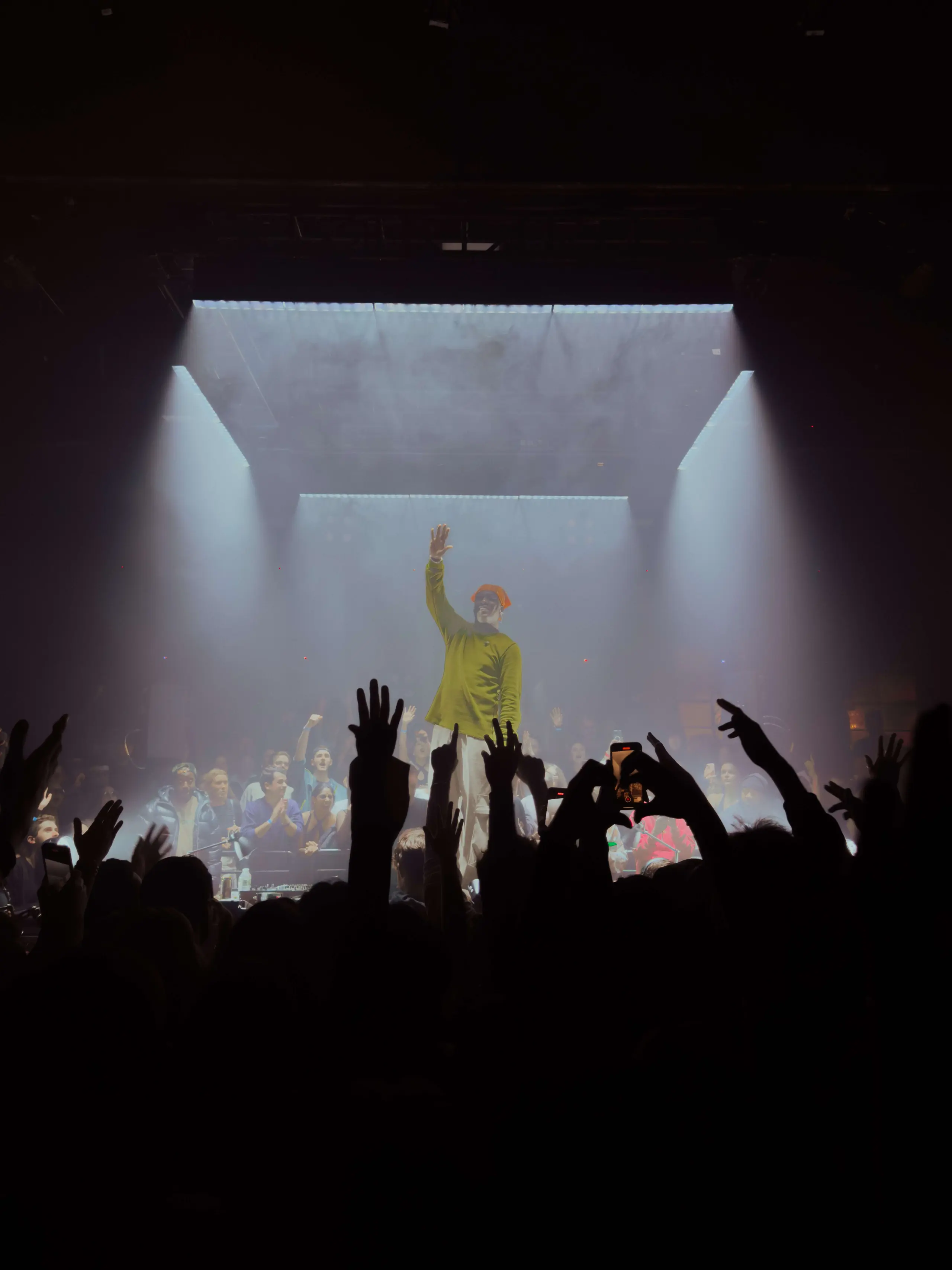 Fred again.. & Overmono at Knockdown Center, New York – Eric Dew