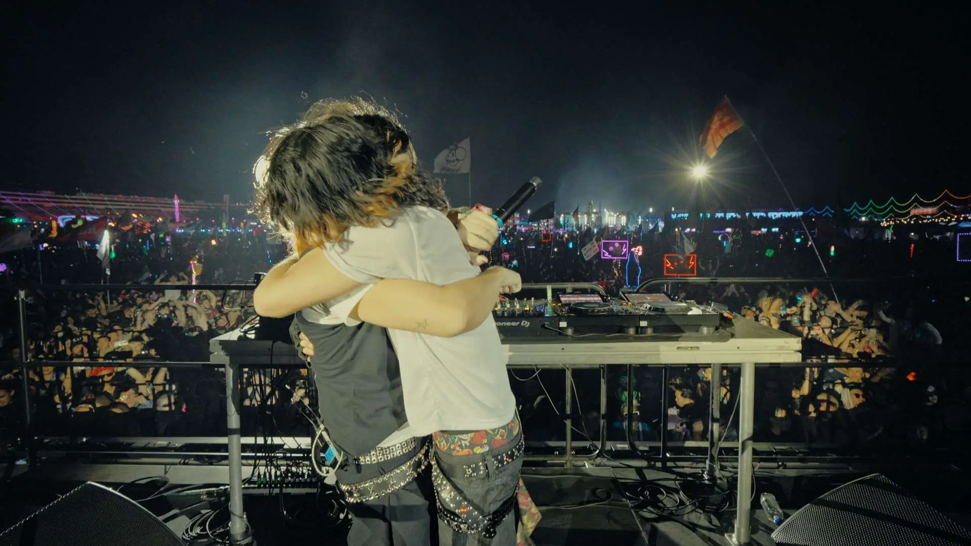 ISOKNOCK at EDC, Las Vegas – Eric Dew