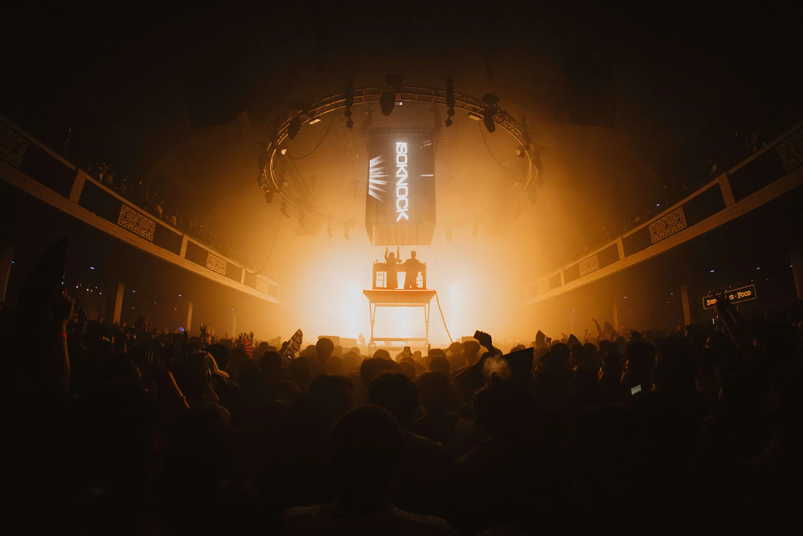 ISOKNOCK at Shrine Expo Hall, Los Angeles – Eric Dew