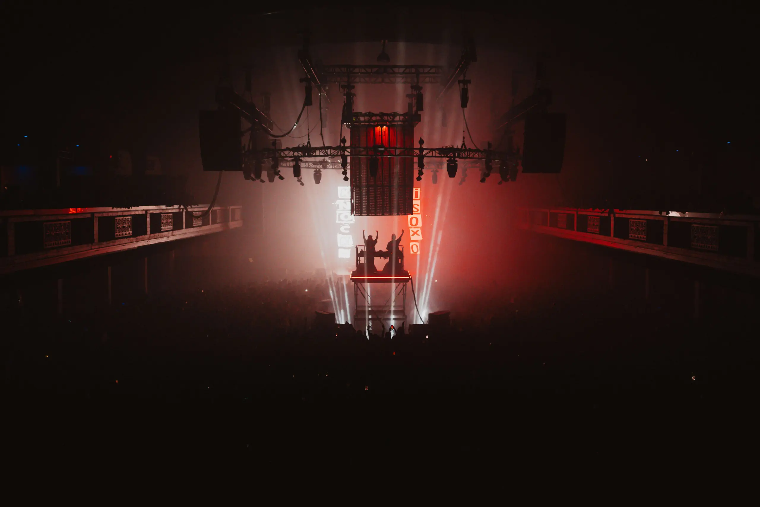 ISOKNOCK at Shrine Expo Hall, Los Angeles – Eric Dew