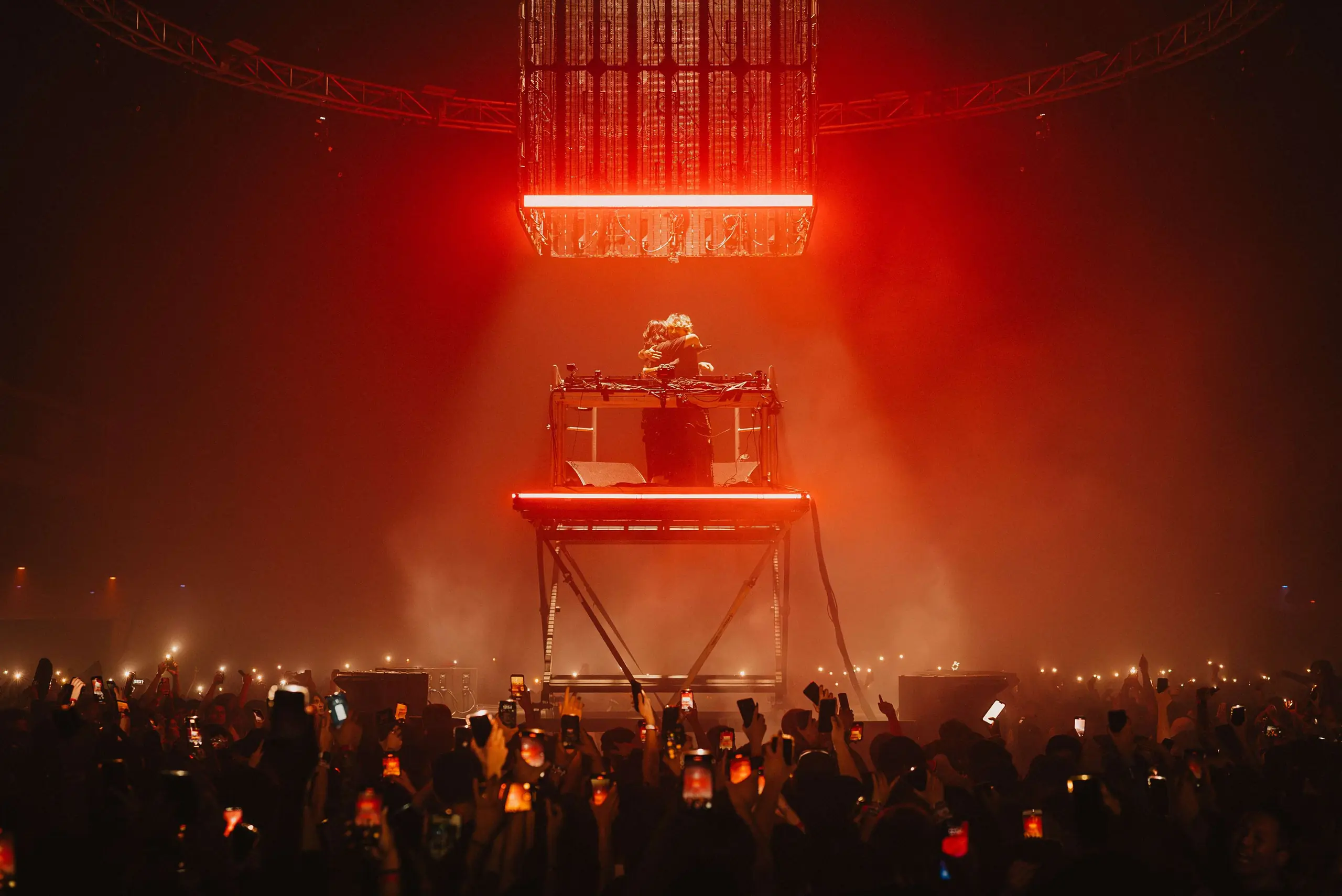 ISOKNOCK at Shrine Expo Hall, Los Angeles – Eric Dew