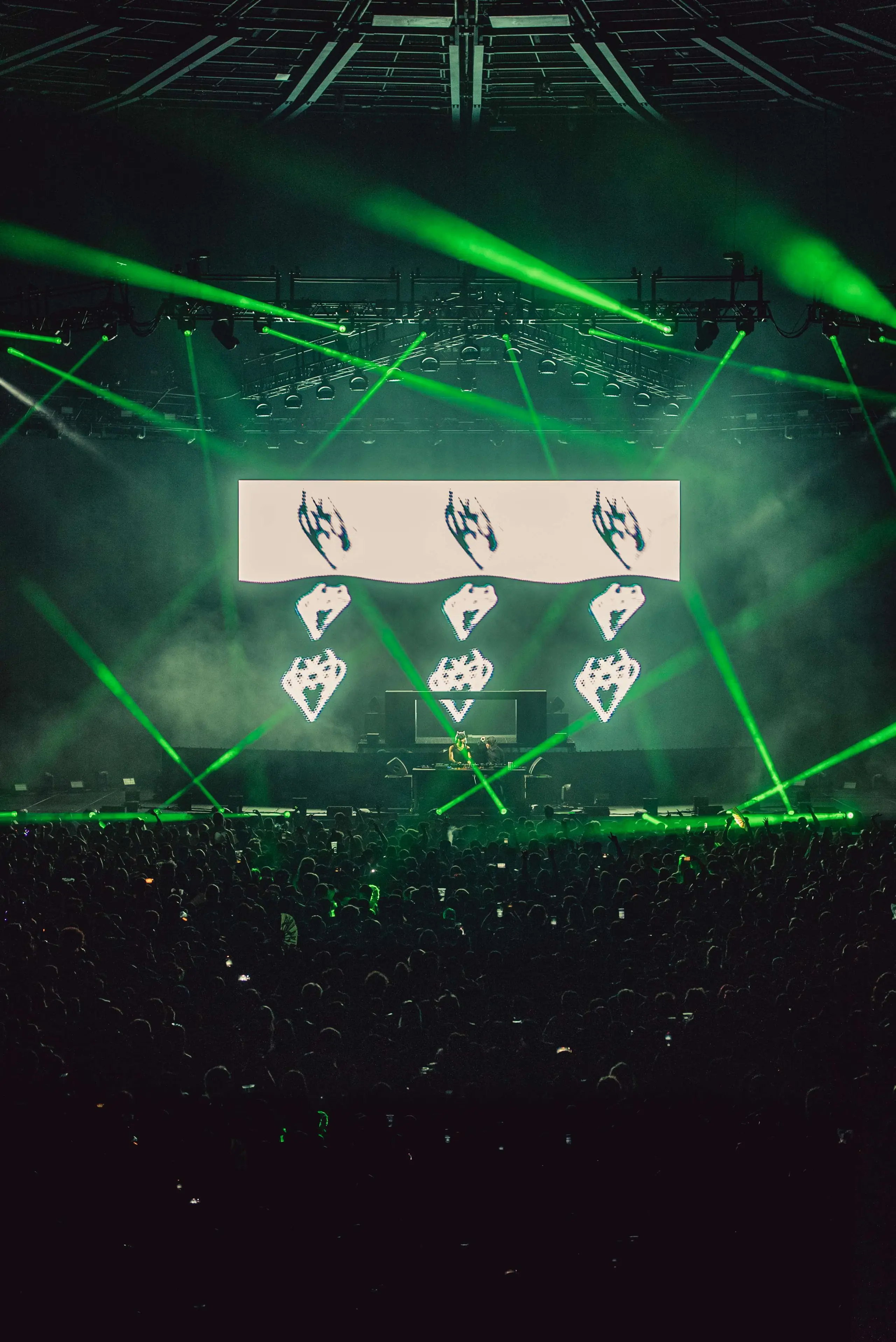 ISOKNOCK at The Kia Forum, Los Angeles – Eric Dew