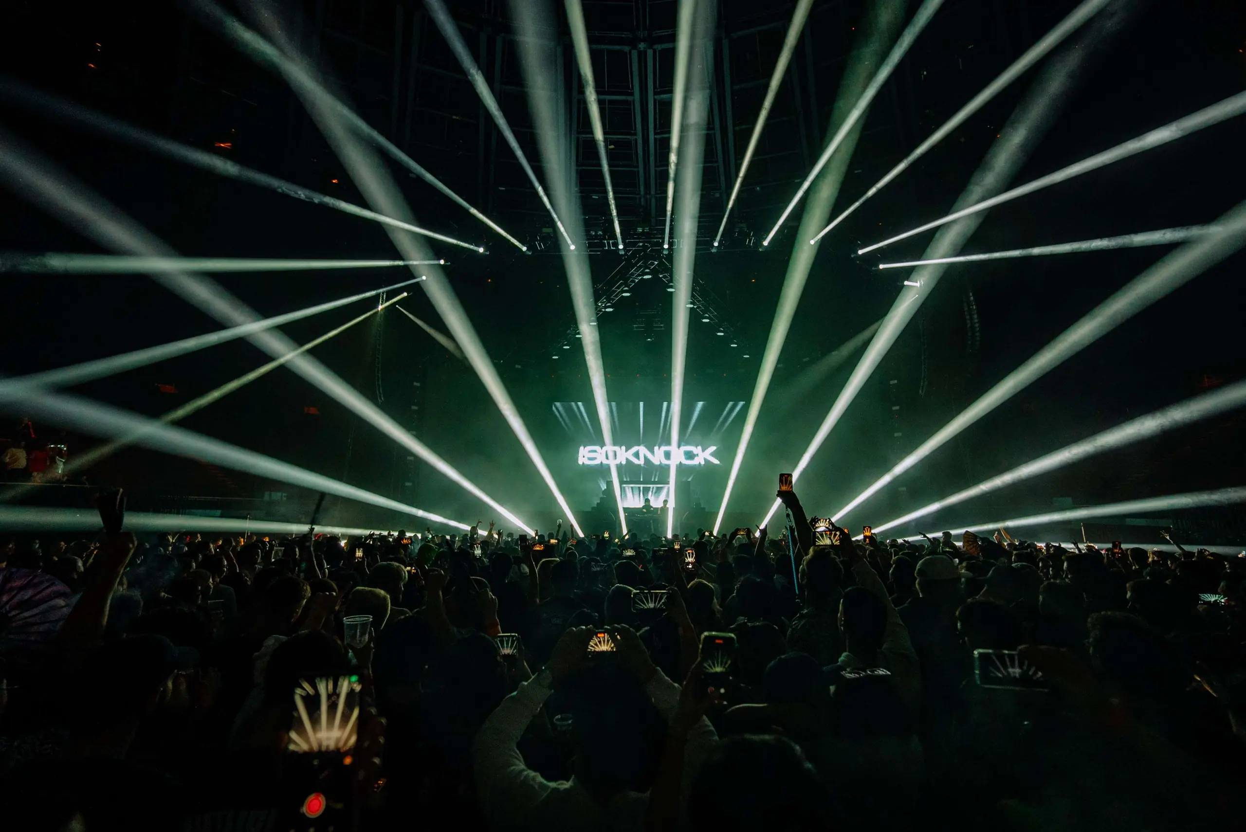 ISOKNOCK at The Kia Forum, Los Angeles – Eric Dew