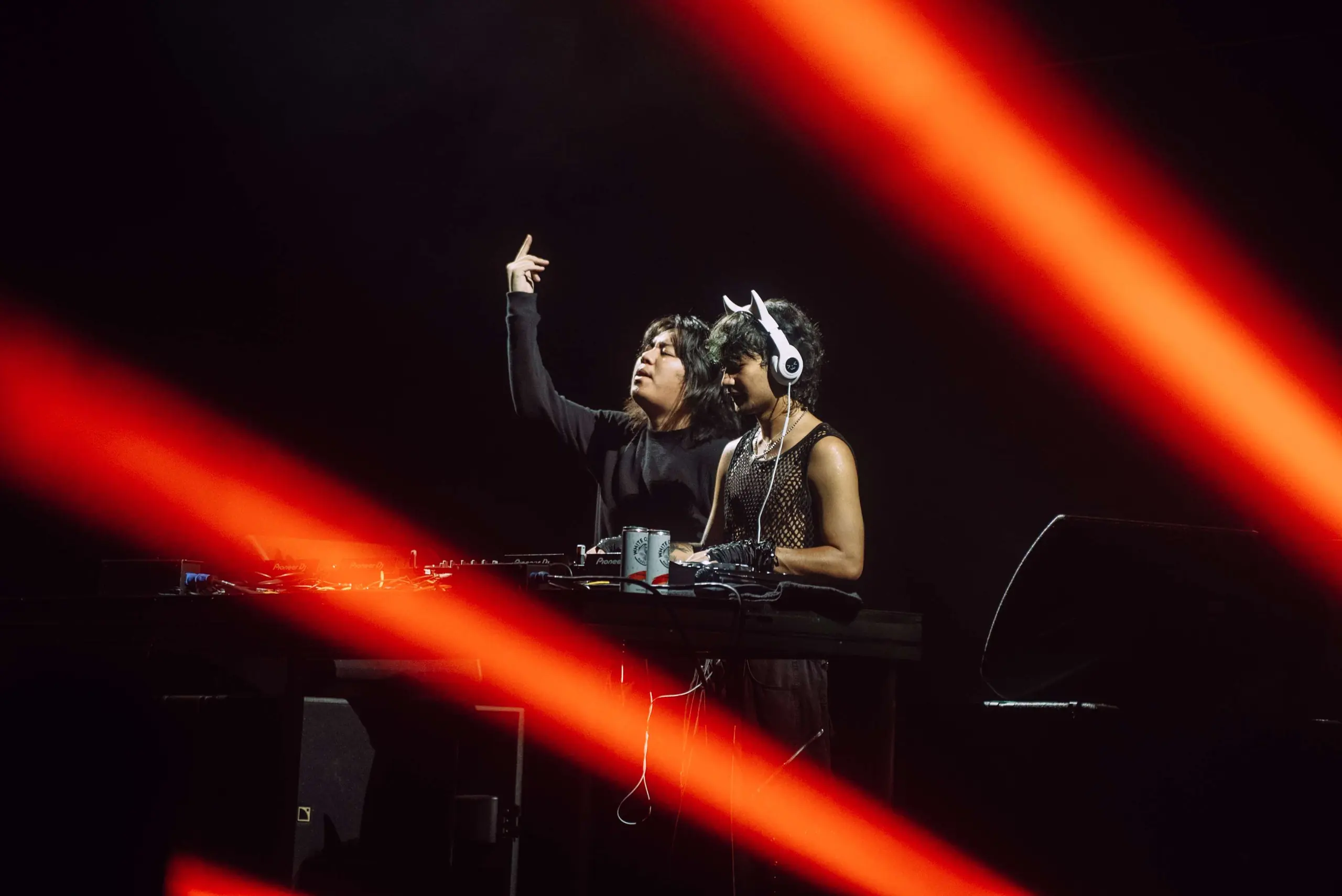 ISOKNOCK at The Kia Forum, Los Angeles – Eric Dew