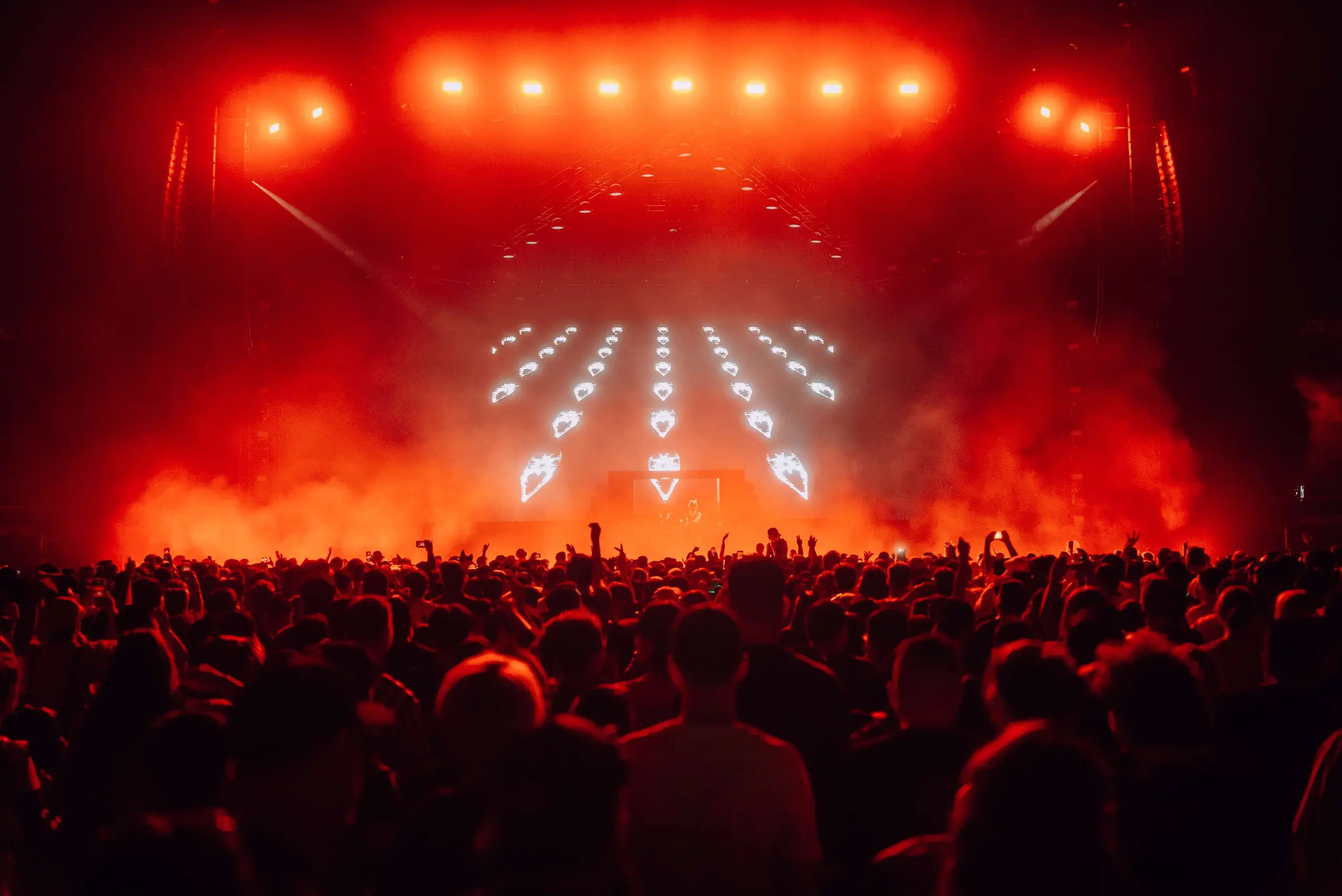 ISOKNOCK at The Kia Forum, Los Angeles – Eric Dew