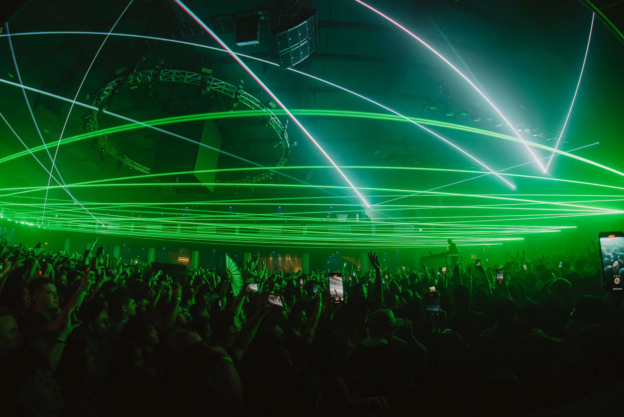 ISOxo at Shrine Expo Hall, Los Angeles – Eric Dew