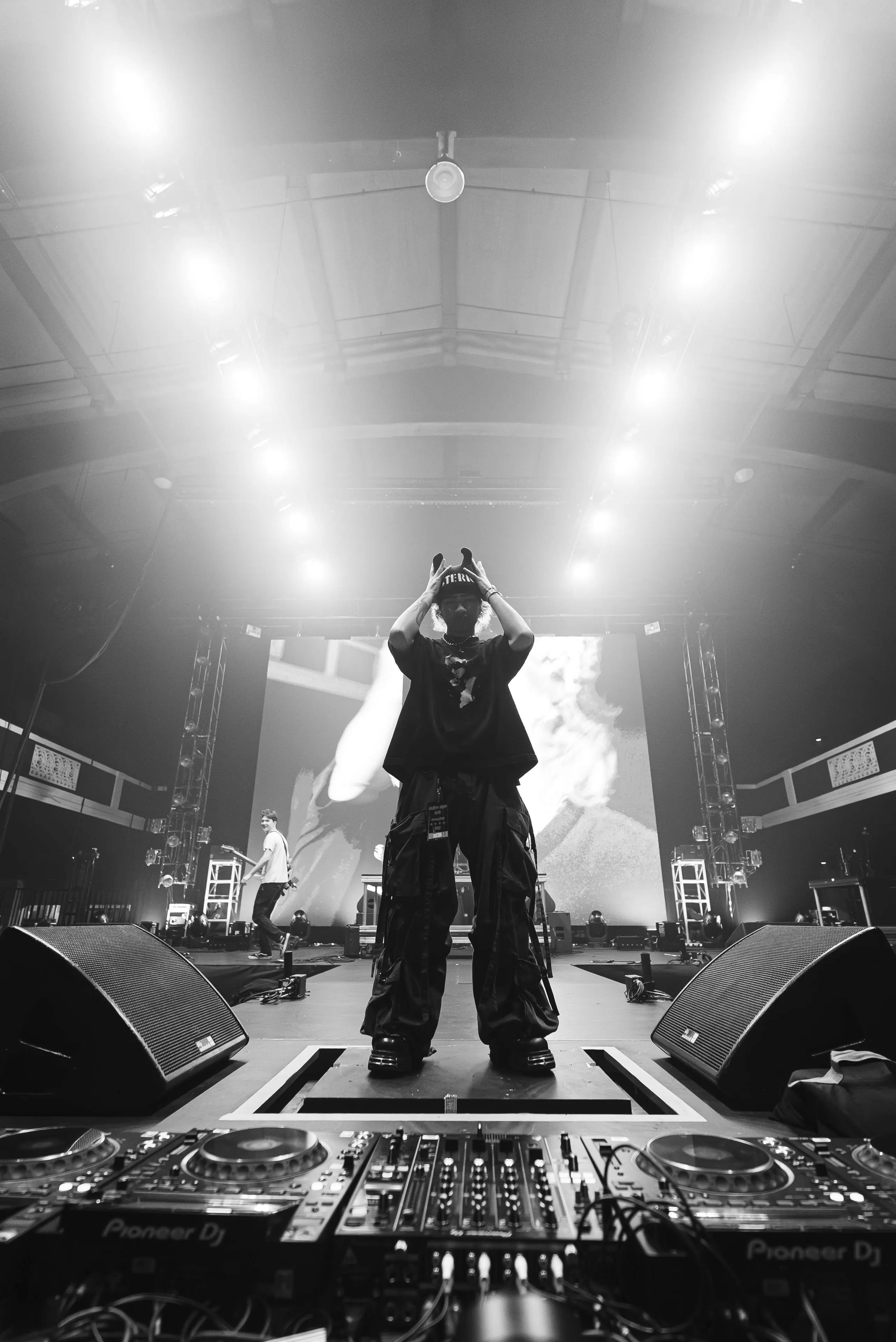 ISOxo at Shrine Expo Hall, Los Angeles – Eric Dew