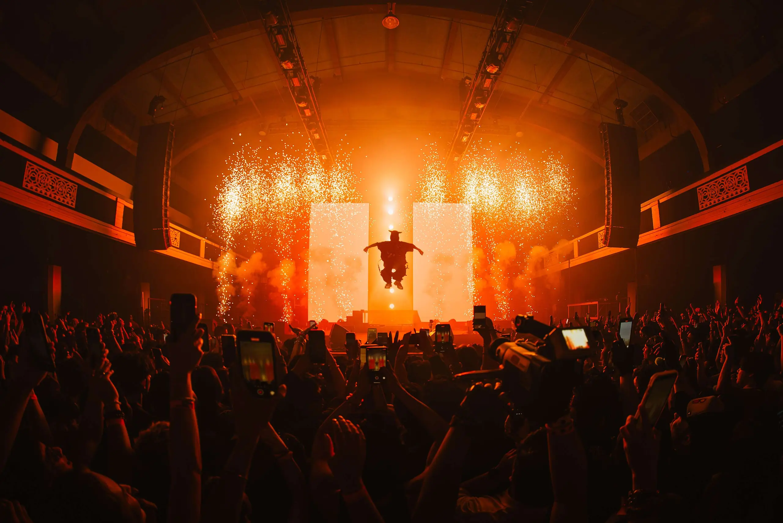 ISOxo at Shrine Expo Hall, Los Angeles – Eric Dew