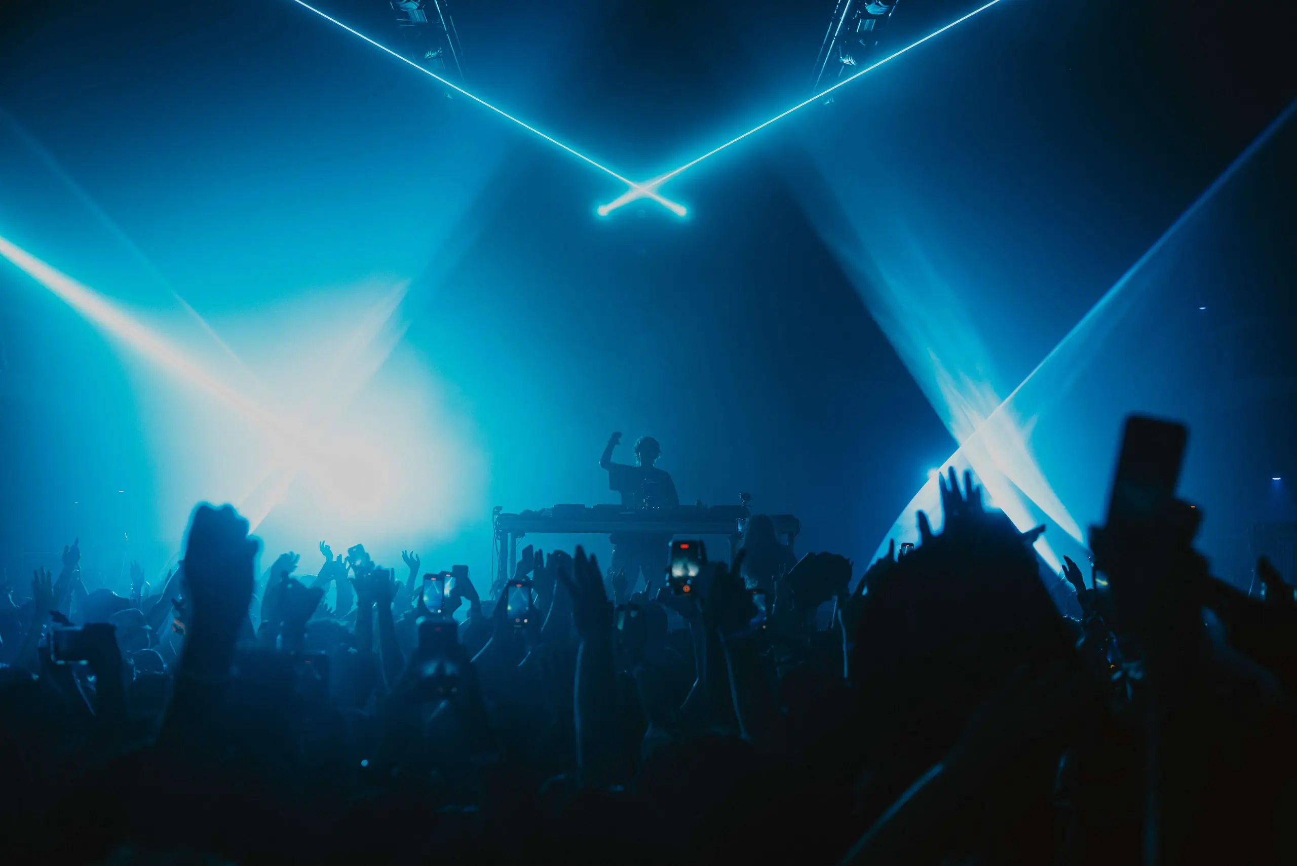 ISOxo at Shrine Expo Hall, Los Angeles – Eric Dew