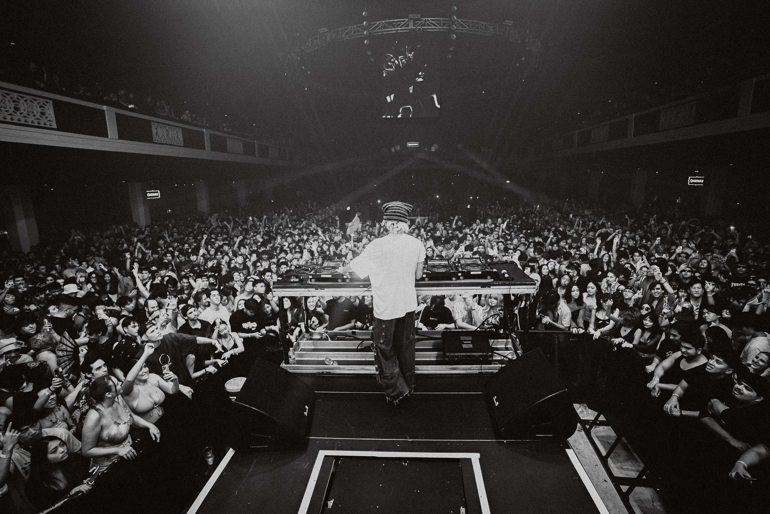 ISOxo at Shrine Expo Hall, Los Angeles – Eric Dew