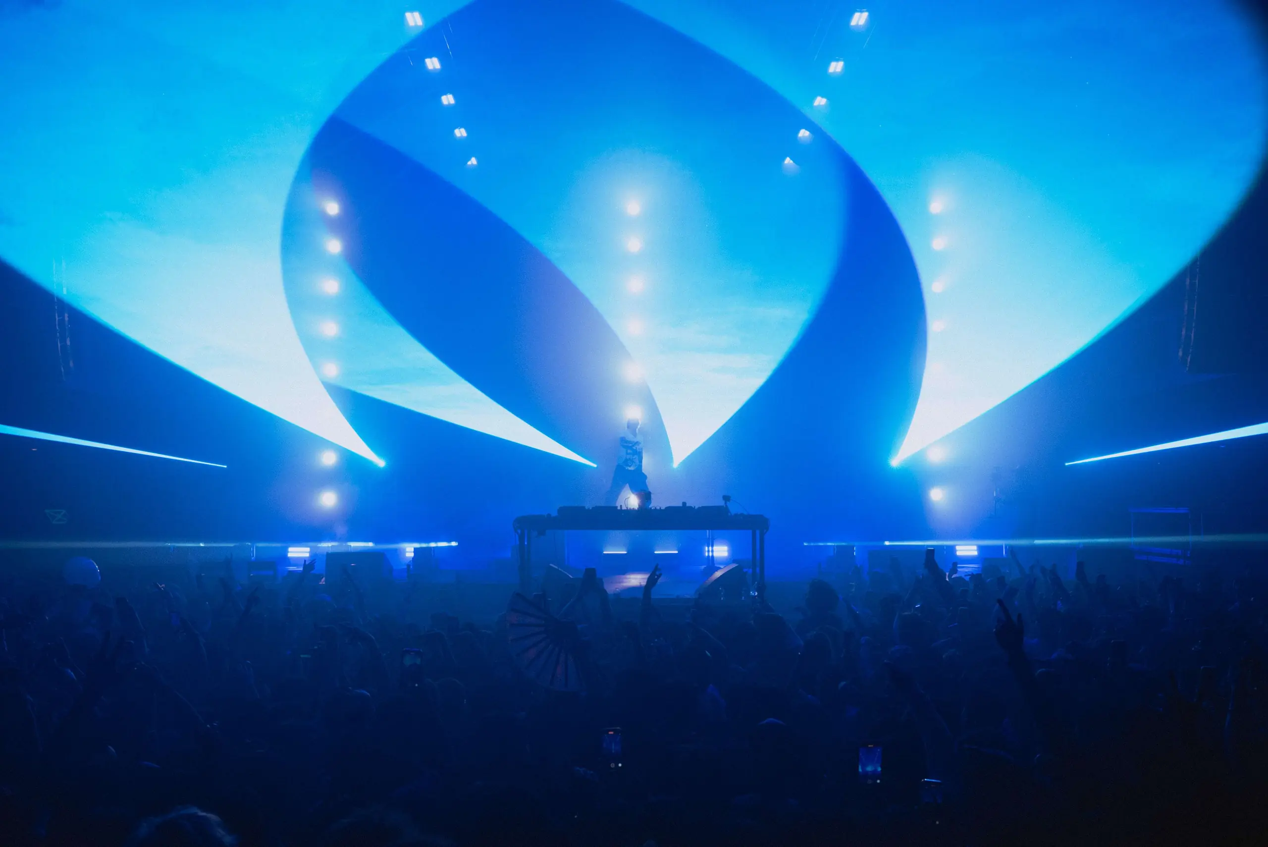 ISOxo at Shrine Expo Hall, Los Angeles – Eric Dew