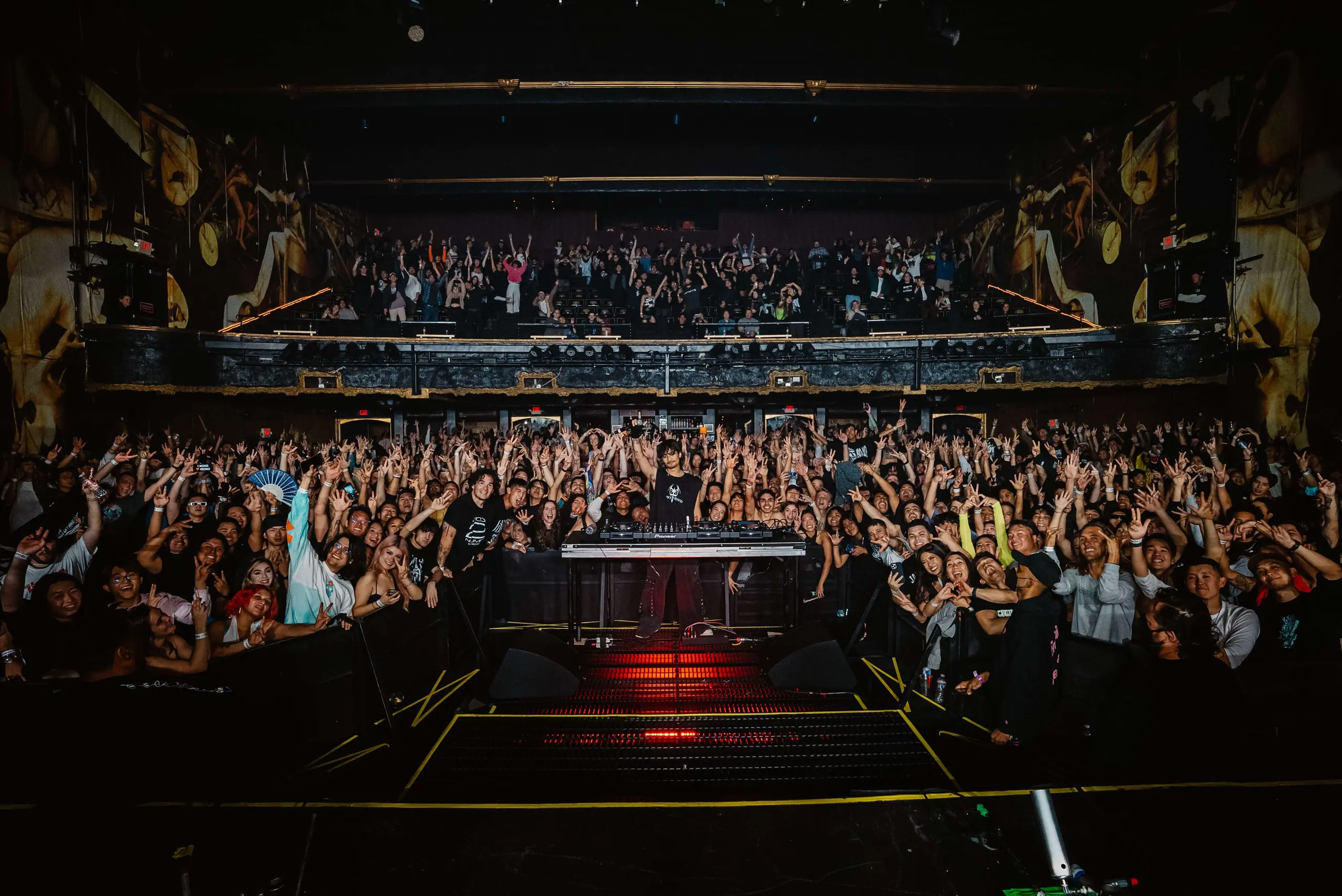 ISOxo at The Fonda Theatre, Los Angeles – Eric Dew