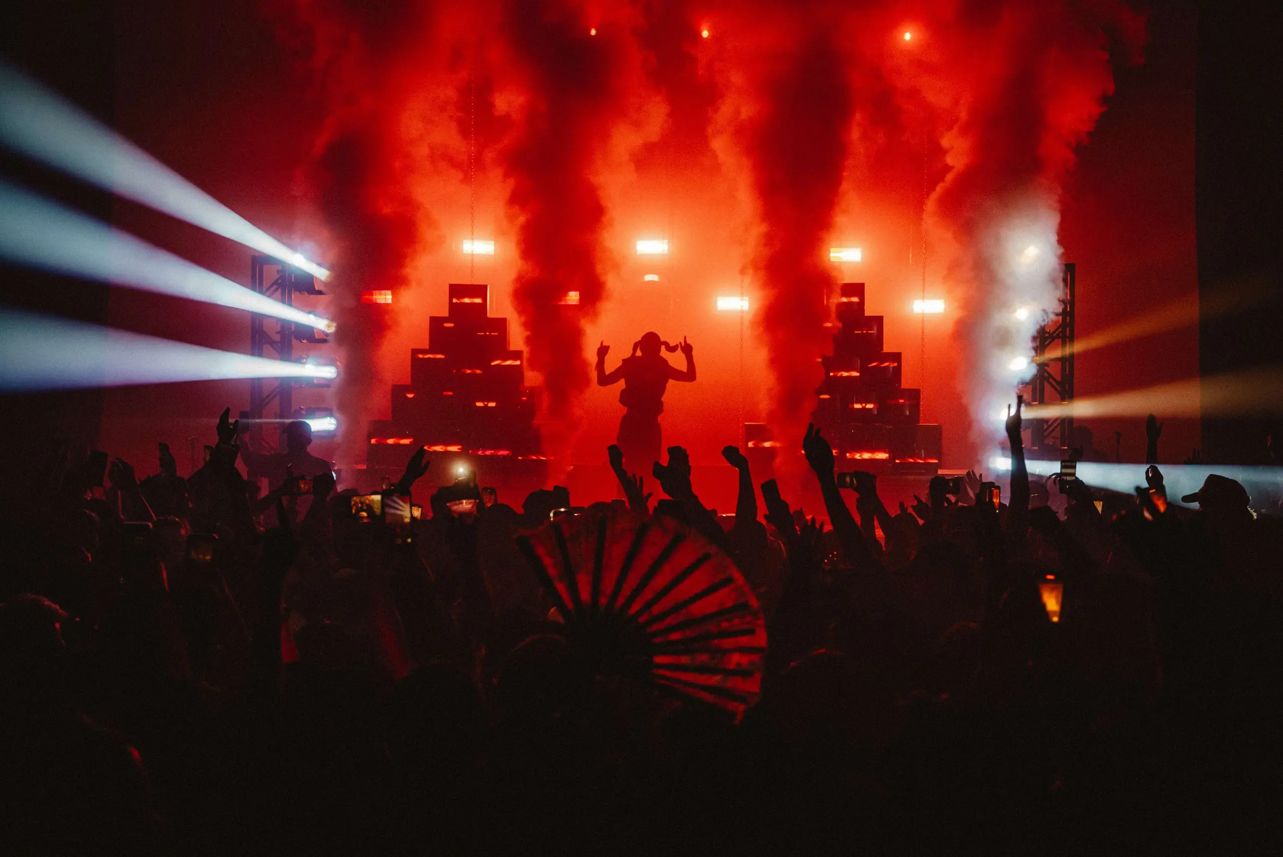 ISOxo at The Fonda Theatre, Los Angeles – Eric Dew