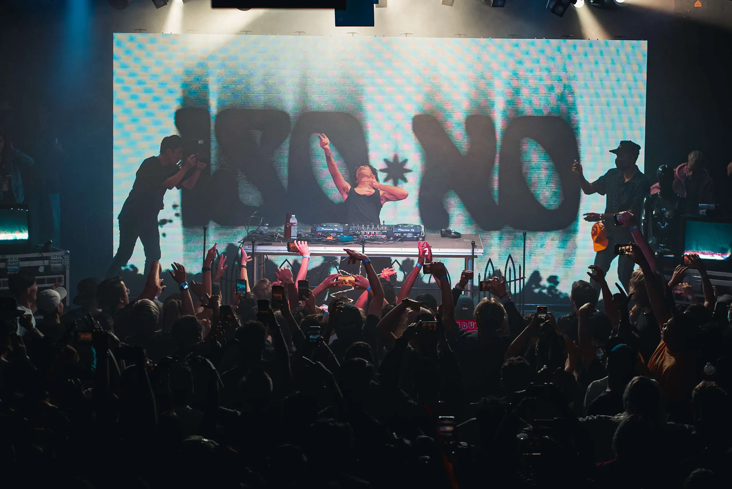 ISOxo at The Teragram Ballroom, Los Angeles – Eric Dew