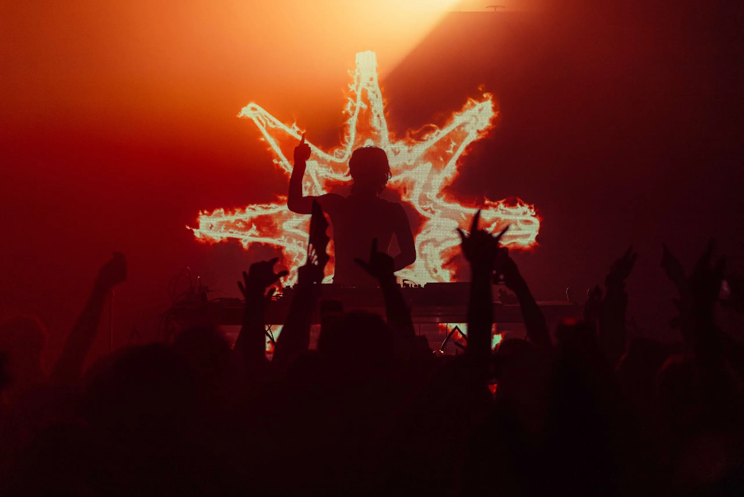 ISOxo at The Teragram Ballroom, Los Angeles – Eric Dew