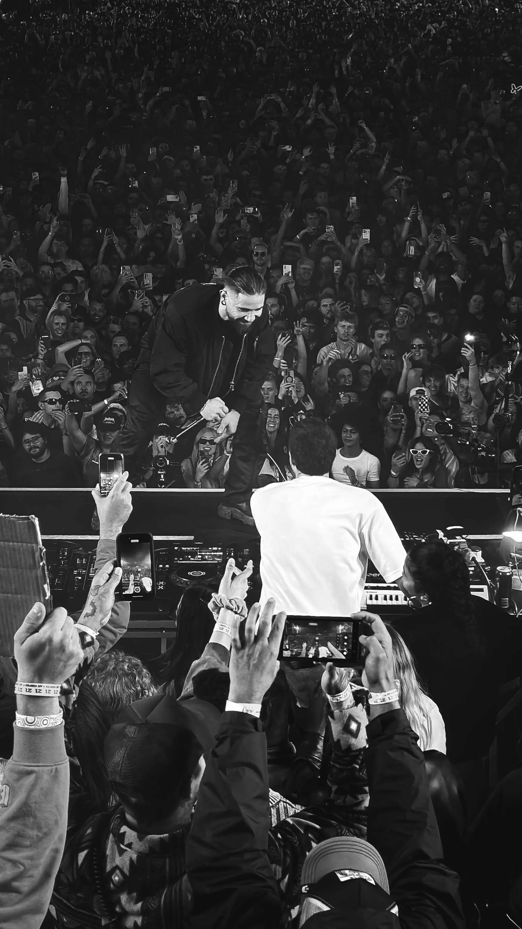 Skrillex & Fred again.. at Civic Center Plaza, San Francisco – Eric Dew